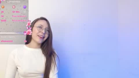 Snapshot of thalia_anderson chatting on September 19, 11:59 pm Thalia Anderson online show from September 19, 11:59 pm