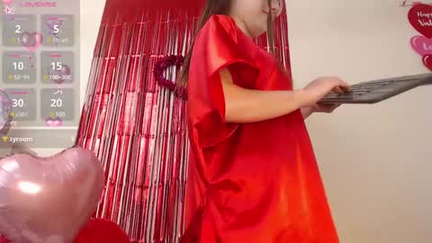 Snapshot of thalia_anderson chatting on February 14, 6:08 pm Thalia Anderson online show from February 14, 6:08 pm