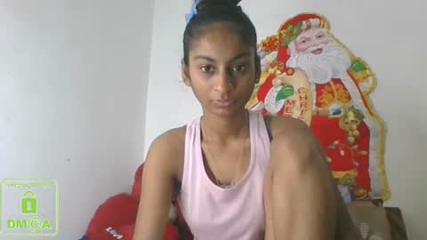 Snapshot of the_right_girl chatting on December 26, 10:48 am Suzan Sexy online show from December 26, 10:48 am