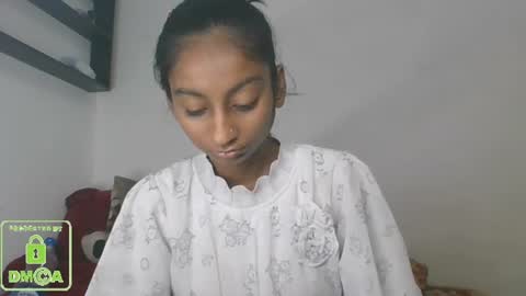 Snapshot of the_right_girl chatting on February 18, 6:26 am Suzan Sexy online show from February 18, 6:26 am