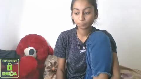 Snapshot of the_right_girl chatting on December 24, 11:06 am Suzan Sexy online show from December 24, 11:06 am