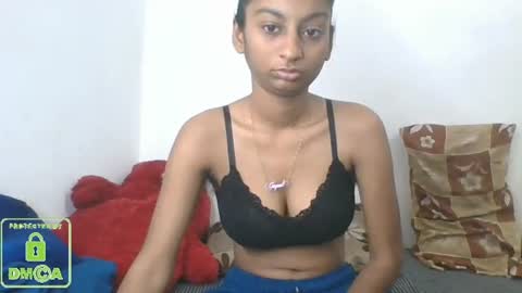 Snapshot of the_right_girl chatting on January 27, 4:09 am Suzan Sexy online show from January 27, 4:09 am