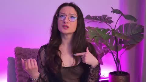 theamalekoo online show from April 16, 8:25 am