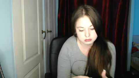Snapshot of theblackdiamond194588 chatting on October 4, 6:34 pm raissa online show from October 4, 6:34 pm