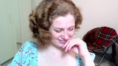 Ella online show from January 31, 9:48 pm