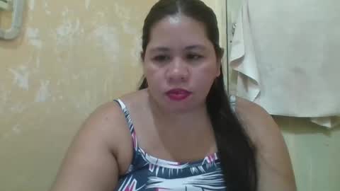 thelma794100 online show from December 14, 10:37 pm