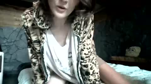 lovecreep online show from April 22, 7:27 am