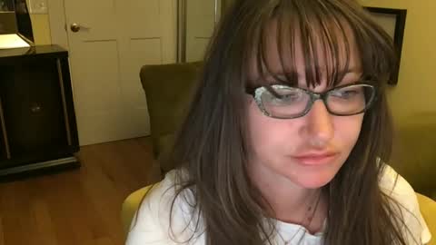 Cach Nelson online show from November 10, 7:58 am