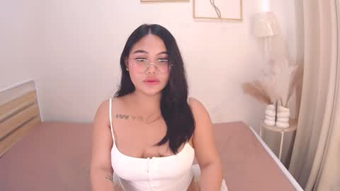 FRANCINE online show from March 11, 4:17 am