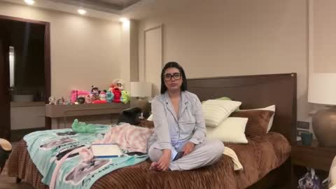 therealcamilabaddie online show from November 7, 4:51 am