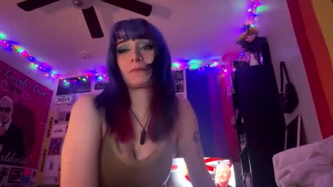 thewildwildwest online show from March 19, 1:32 am