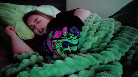 Snapshot of thiccjess420 chatting on October 14, 8:11 pm Jess online show from October 14, 8:11 pm
