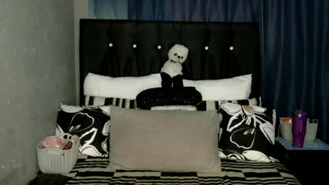 phindy online show from March 31, 5:07 am