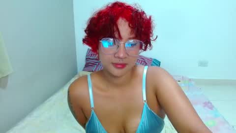 Snapshot of thompson_ari chatting on October 10, 4:23 pm thompson ari online show from October 10, 4:23 pm