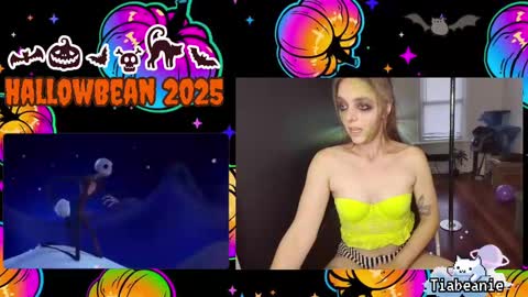 TiaBeanie online show from October 25, 10:05 pm