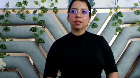 tiana_prince online show from April 9, 4:04 am