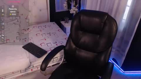 LIA online show from October 11, 1:47 pm