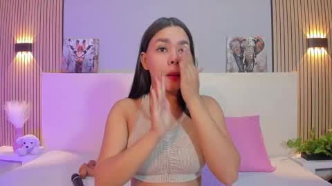 tianaglow4 online show from February 26, 11:09 am