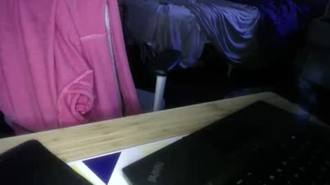 Tierra Henri online show from December 3, 4:42 pm