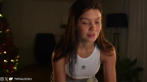 Tifa online show from December 4, 8:51 pm