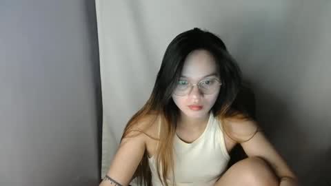 Snapshot of tifanny_foxdoll chatting on February 26, 7:51 pm Goddess Tifanny online show from February 26, 7:51 pm