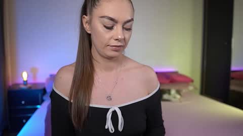 Tiffany online show from February 19, 10:30 pm