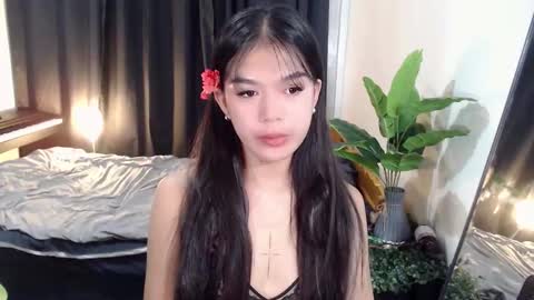 Tayra online show from March 25, 2:42 pm