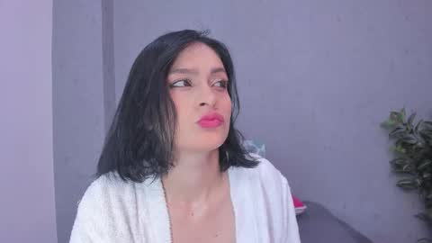 tiffany_mendez online show from January 11, 12:21 pm