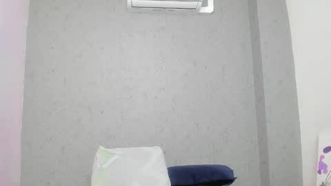 tiffany_mendez online show from October 24, 12:12 pm