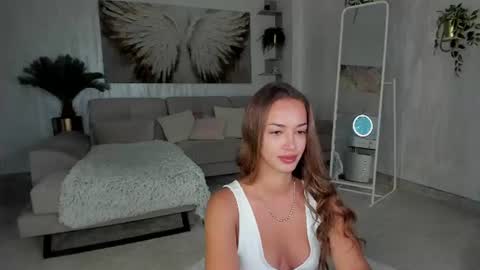 Tiffany Houston online show from July 29, 5:51 am