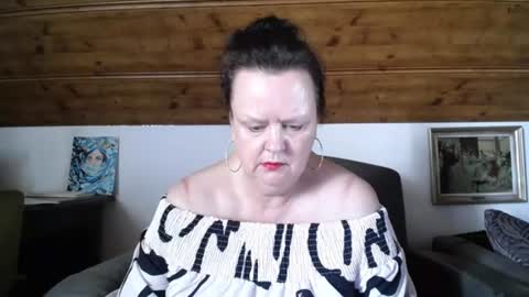 TiffanyMature online show from July 22, 8:59 am