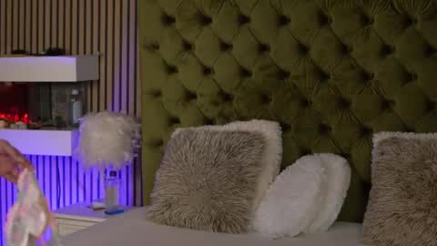 Ilaria online show from September 11, 6:14 am