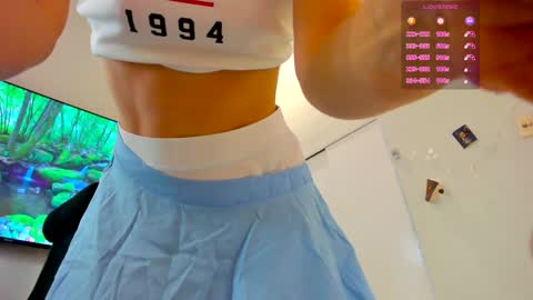 Snapshot of timissi chatting on January 4, 12:27 am Timis but I prefer you whisper to my ear my girl online show from January 4, 12:27 am
