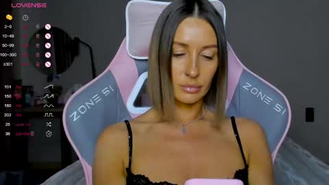 Tina online show from April 15, 10:49 am