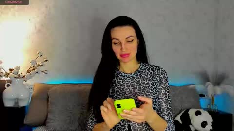 Tina online show from February 16, 2:39 pm