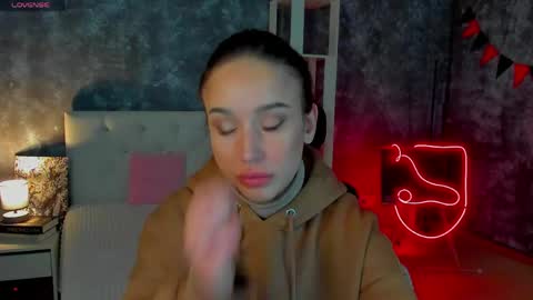 Tina online show from April 17, 1:40 am