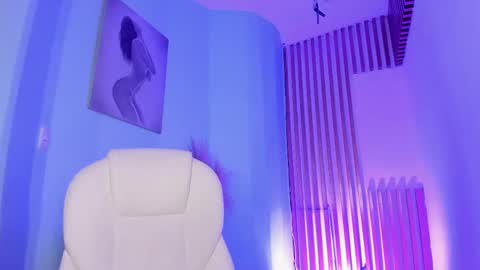 Snapshot of tinaajones_ chatting on September 11, 6:14 am Tina online show from September 11, 6:14 am