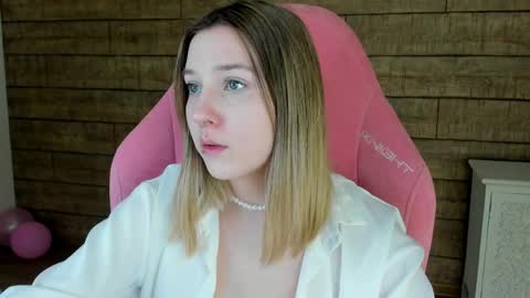 TinaBurton online show from April 5, 4:28 pm