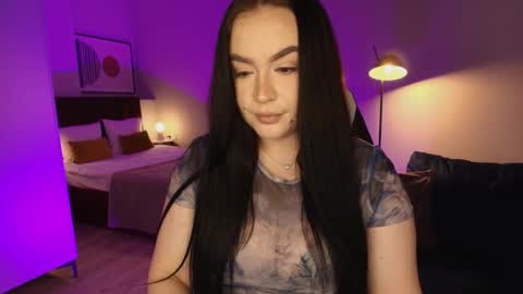 hi im curvy babyface girlie Tina online show from February 23, 8:14 am