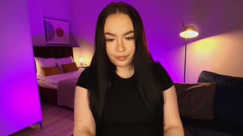 hi im curvy babyface girlie Tina online show from February 12, 8:16 am