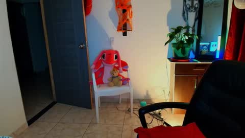 I AM BELLA  ----------- follow my  IG  TINNS 69 online show from October 25, 11:44 pm