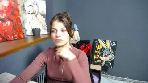 Snapshot of tiny_felicity chatting on September 23, 7:17 am Gloria online show from September 23, 7:17 am