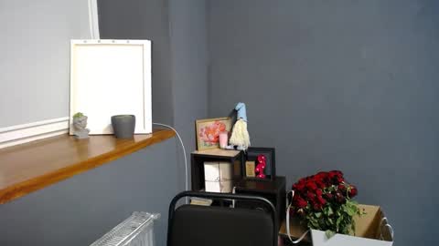 Snapshot of tiny_felicity chatting on February 25, 7:20 am Gloria online show from February 25, 7:20 am
