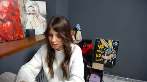 Snapshot of tiny_felicity chatting on October 2, 7:13 am Gloria online show from October 2, 7:13 am
