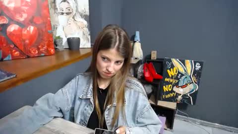 Snapshot of tiny_felicity chatting on September 11, 7:09 am Gloria online show from September 11, 7:09 am