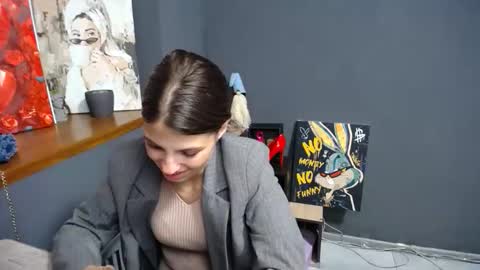 Snapshot of tiny_felicity chatting on October 8, 9:57 am Gloria online show from October 8, 9:57 am