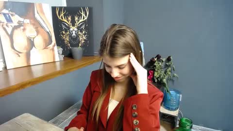 Snapshot of tiny_felicity chatting on March 8, 8:29 am Gloria online show from March 8, 8:29 am