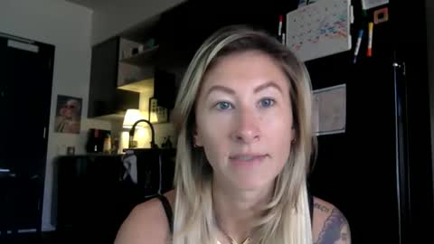 tinyandtatted420 online show from October 26, 4:13 pm