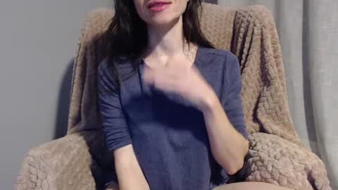 TinyyTina online show from May 1, 10:29 am