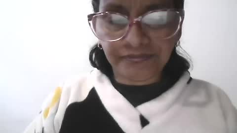 Ester online show from June 27, 11:00 am
